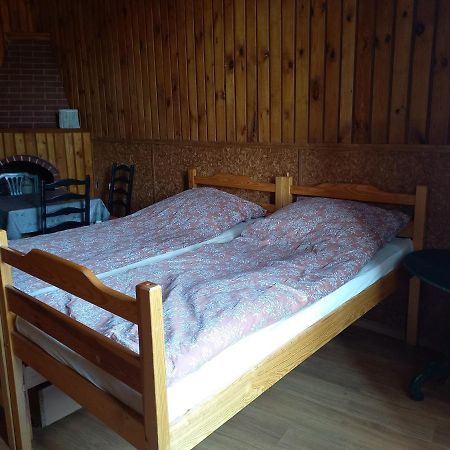 Pokoj 4 Osobowy W Centrum Gdanska Z Aneksem Kuchennym Rooms To Let Exterior photo