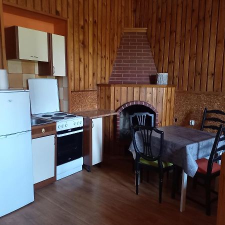 Pokoj 4 Osobowy W Centrum Gdanska Z Aneksem Kuchennym Rooms To Let Exterior photo