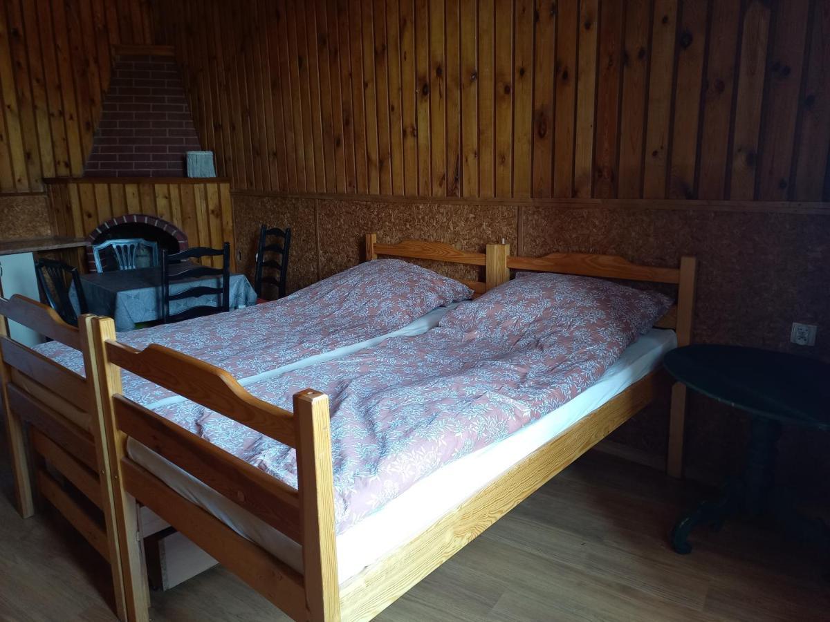 Pokoj 4 Osobowy W Centrum Gdanska Z Aneksem Kuchennym Rooms To Let Exterior photo